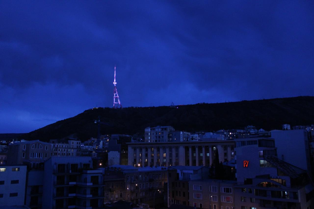 Herrmas Hostel Тбилиси Екстериор снимка