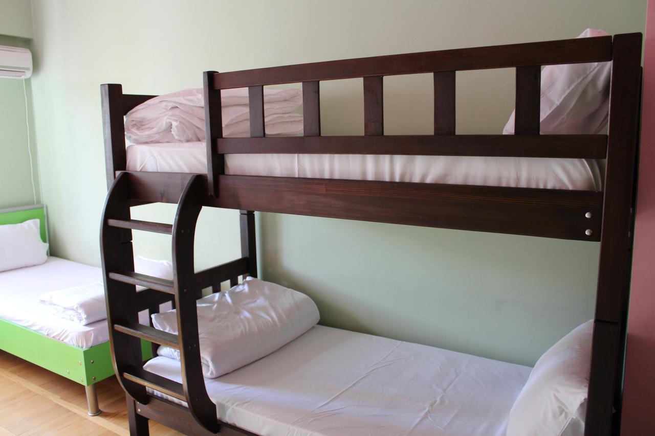 Herrmas Hostel Тбилиси Екстериор снимка